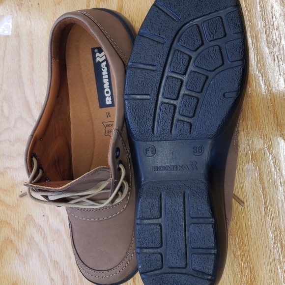 Romina women's shoes size 36M NWOT - Picture 4 of 5